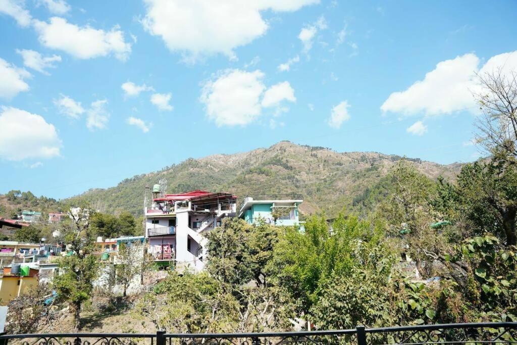 The Periwinkle Homestay บีมตาล ภายนอก รูปภาพ