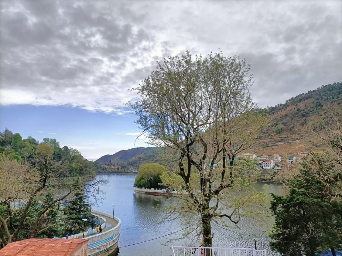 The Periwinkle Homestay บีมตาล ภายนอก รูปภาพ