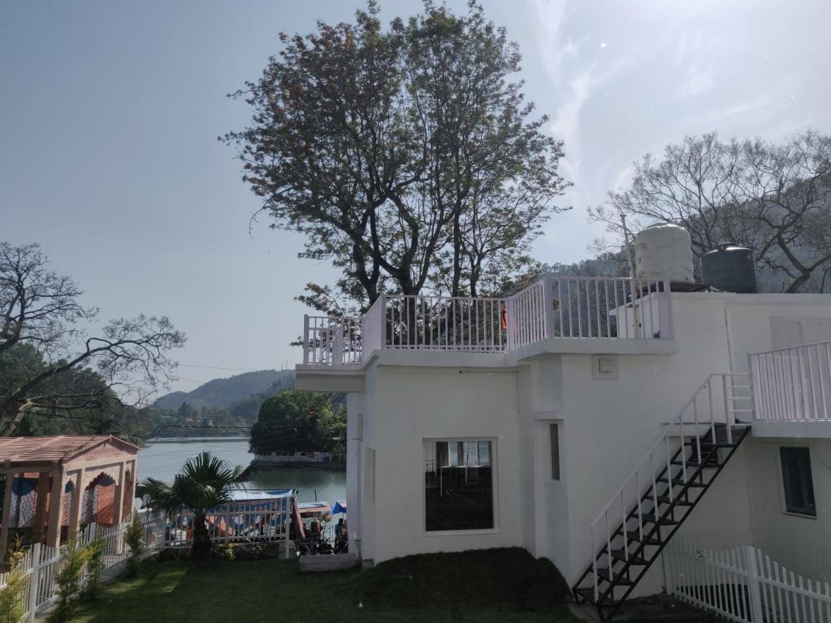The Periwinkle Homestay บีมตาล ภายนอก รูปภาพ